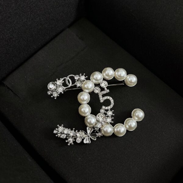 réplica,joyas,joyería,1:1,replica,fake,lujo,barato Pendientes aro C de Chanel con diamantes (55B5)
