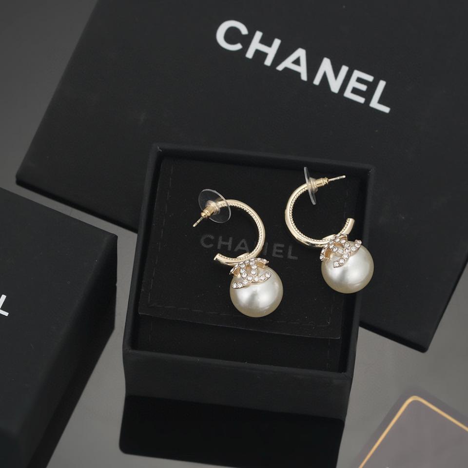 réplica,joyas,joyería,1:1,replica,fake,lujo,barato réplica,joyas,joyería,1:1,replica,fake,lujo,barato Pendientes pequeños de perlas perfumadas (73DC)