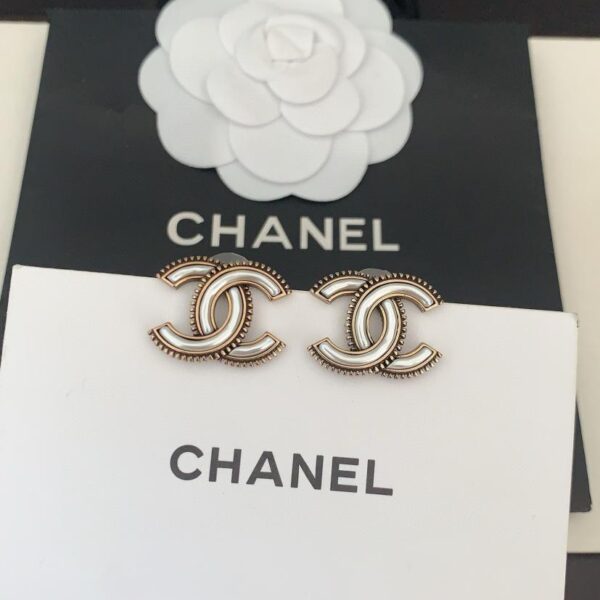 réplica,joyas,joyería,1:1,replica,fake,lujo,barato Chanel último broche cc de plata antigua (2226)