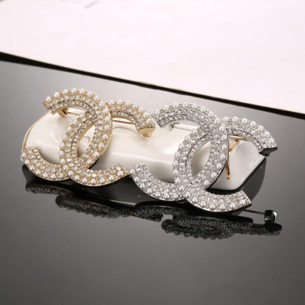 réplica,joyas,joyería,1:1,replica,fake,lujo,barato Chanel nuevo lanzamiento broche doble C (DFF5)