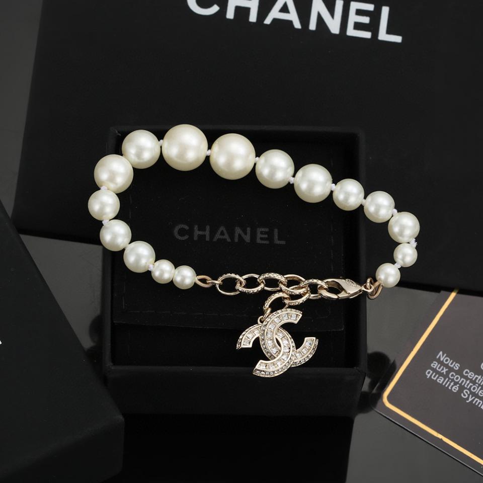 réplica,joyas,joyería,1:1,replica,fake,lujo,barato réplica,joyas,joyería,1:1,replica,fake,lujo,barato Pulsera Chanel nueva perla (8282)