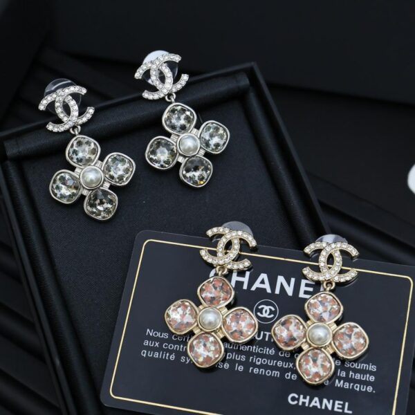 réplica,joyas,joyería,1:1,replica,fake,lujo,barato Pendientes de flor de trébol de cuatro hojas pintados de Chanel (0245)