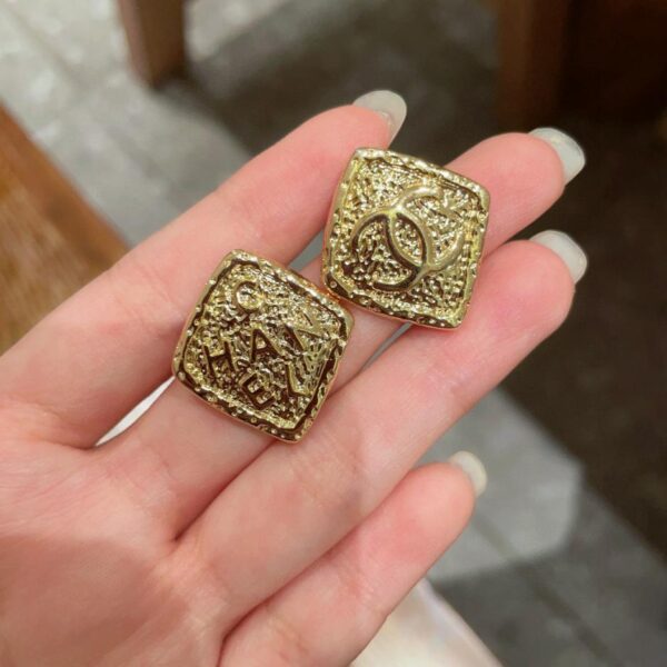 réplica,joyas,joyería,1:1,replica,fake,lujo,barato Pendientes Chanel doble C de segunda mano (AD27)