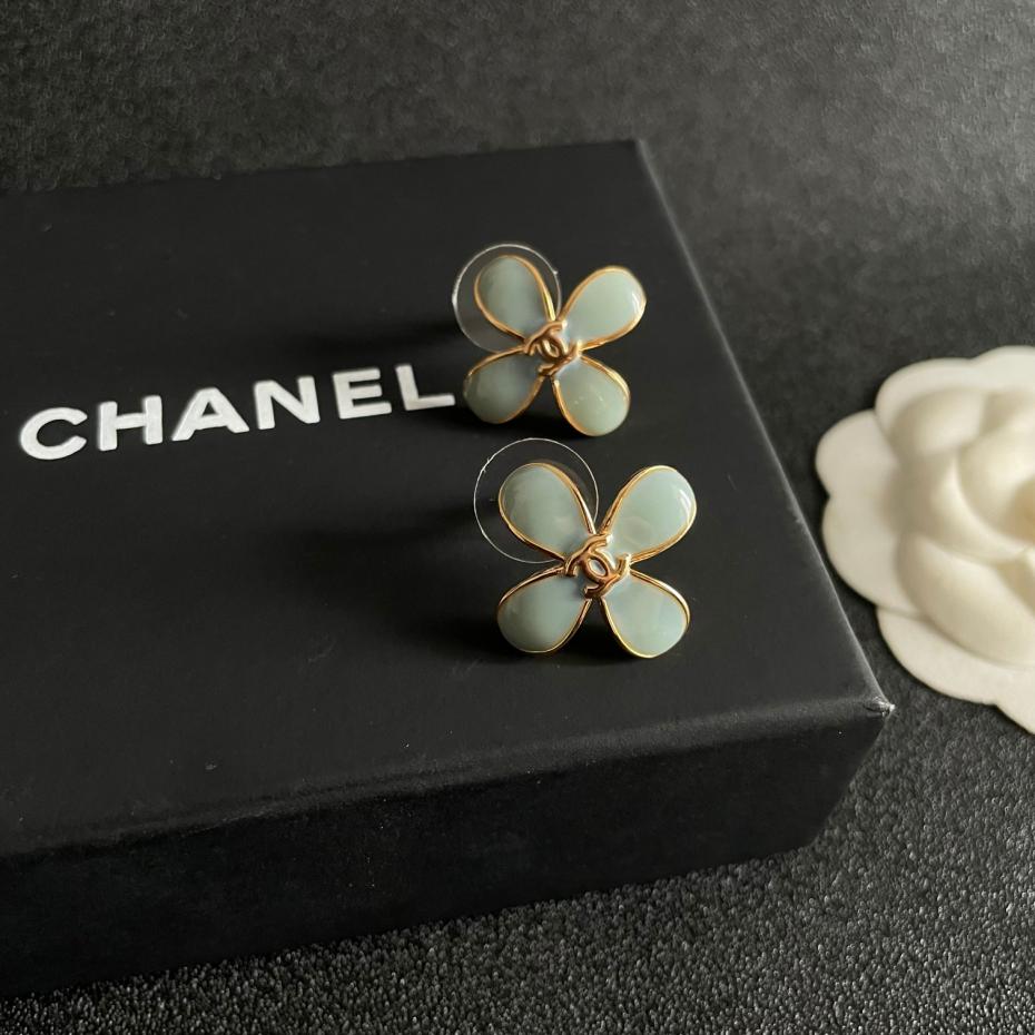 réplica,joyas,joyería,1:1,replica,fake,lujo,barato réplica,joyas,joyería,1:1,replica,fake,lujo,barato Pendientes Chanel de mediana edad (571D)