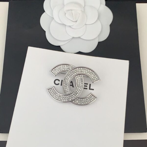 réplica,joyas,joyería,1:1,replica,fake,lujo,barato Chanel último broche cc de diamantes en platino (8B28)