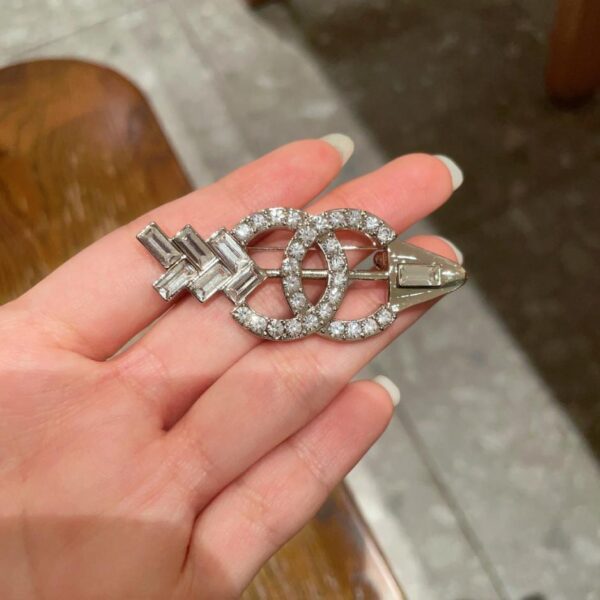 réplica,joyas,joyería,1:1,replica,fake,lujo,barato Broche nuevo de Chanel (EBD6)