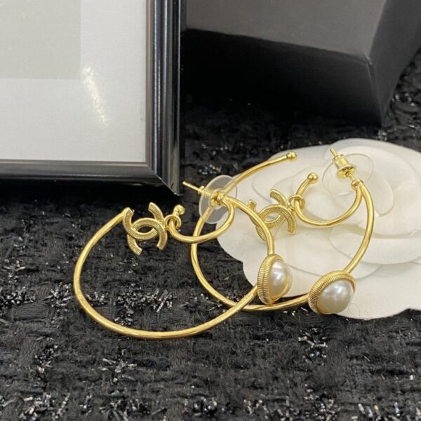 réplica,joyas,joyería,1:1,replica,fake,lujo,barato Pendientes Chanel pequeños pendientes de perlas fragantes (E5A3)