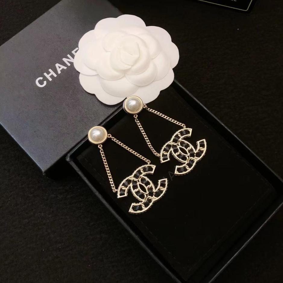 réplica,joyas,joyería,1:1,replica,fake,lujo,barato réplica,joyas,joyería,1:1,replica,fake,lujo,barato Pendientes Chanel pequeños pendientes de perlas fragantes (E5A3)