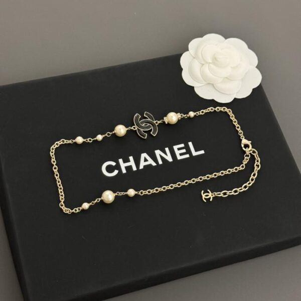 réplica,joyas,joyería,1:1,replica,fake,lujo,barato Chanel último broche con lazo de diamantes en blanco y negro (92FC)