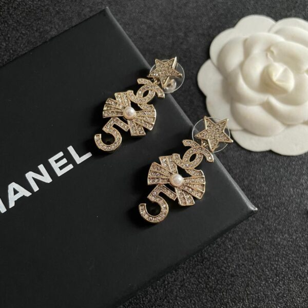réplica,joyas,joyería,1:1,replica,fake,lujo,barato Pendientes Chanel de mediana edad (6AC8)