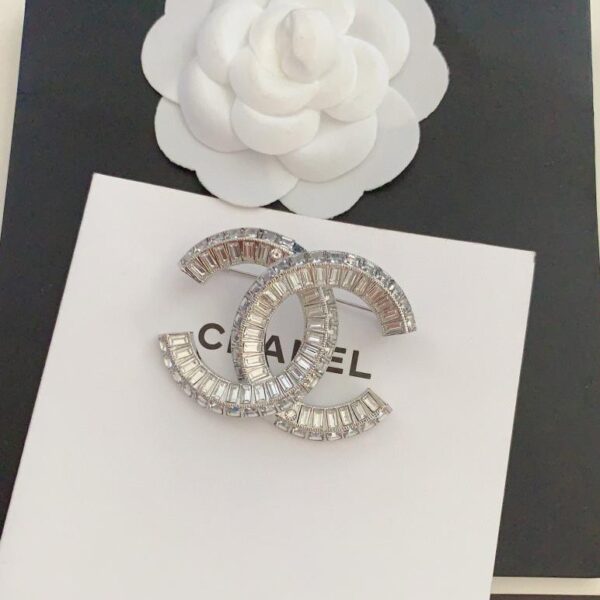 réplica,joyas,joyería,1:1,replica,fake,lujo,barato Nuevo broche de diamantes cuadrado clásico de Chanel (E213)