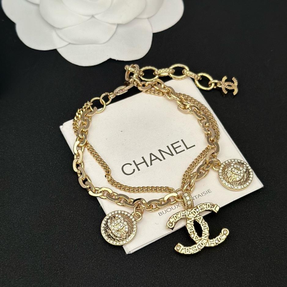 réplica,joyas,joyería,1:1,replica,fake,lujo,barato réplica,joyas,joyería,1:1,replica,fake,lujo,barato Pulsera de doble cadena en relieve Chanel (CD02)