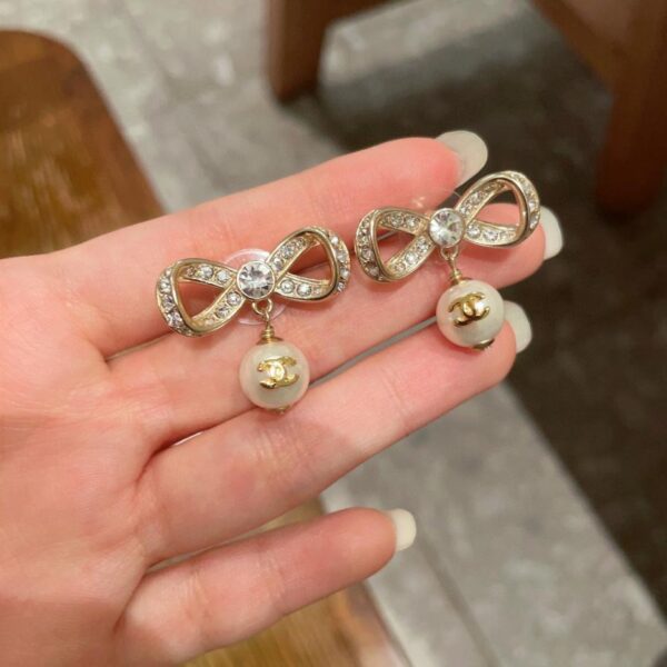 réplica,joyas,joyería,1:1,replica,fake,lujo,barato Broche de cadena de amor con diamantes de Chanel (E4B7)