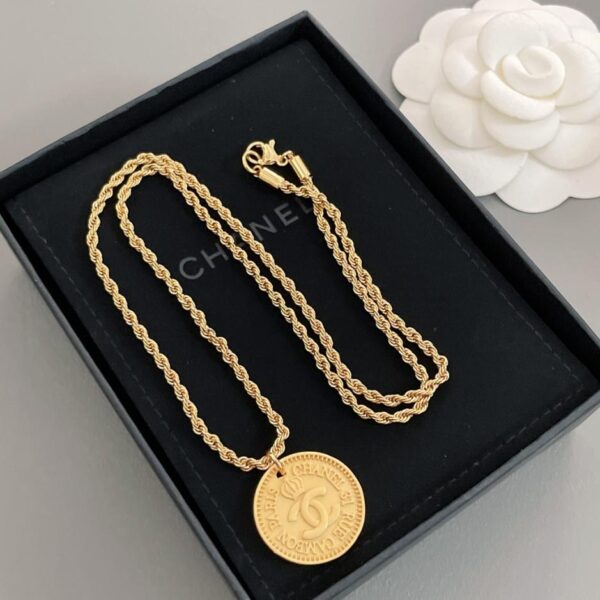réplica,joyas,joyería,1:1,replica,fake,lujo,barato Broche estilo palacio de Chanel (E984)