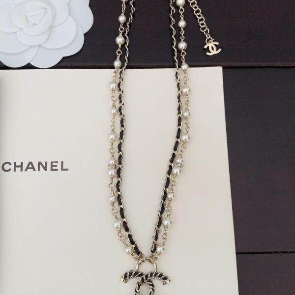 réplica,joyas,joyería,1:1,replica,fake,lujo,barato Broche escudo Chanel (8C53)