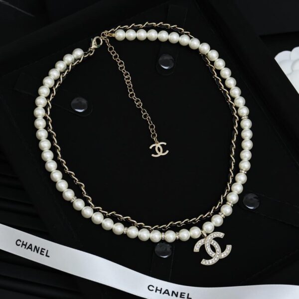 réplica,joyas,joyería,1:1,replica,fake,lujo,barato Chanel último collar de doble capa de perlas cc con diamantes completos (A2D2)