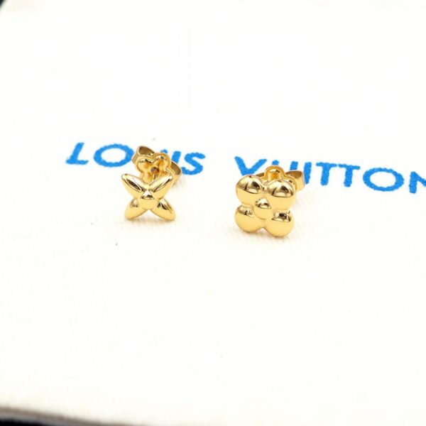 réplica,joyas,joyería,1:1,replica,fake,lujo,barato Nuevos aretes de flores con monograma de la serie Baby Louis de Louis Vuitton (055C)