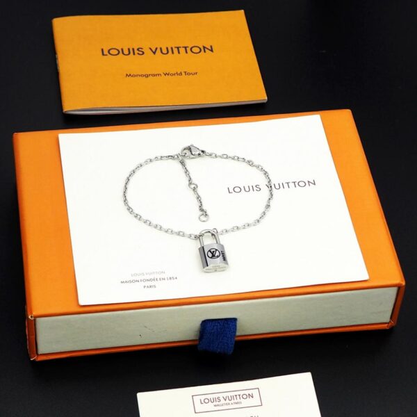 réplica,joyas,joyería,1:1,replica,fake,lujo,barato Pendientes Lockit plateados de edición limitada Charity Lock de Louis Vuitton (1DDF)
