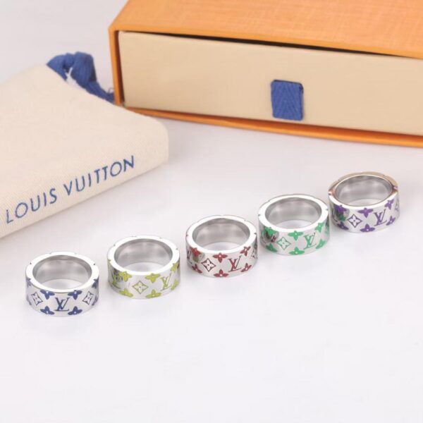réplica,joyas,joyería,1:1,replica,fake,lujo,barato Anillo nuevo de Louis Vuitton en stock, talla única para todos, talla 9 de EE. UU. (DA15)