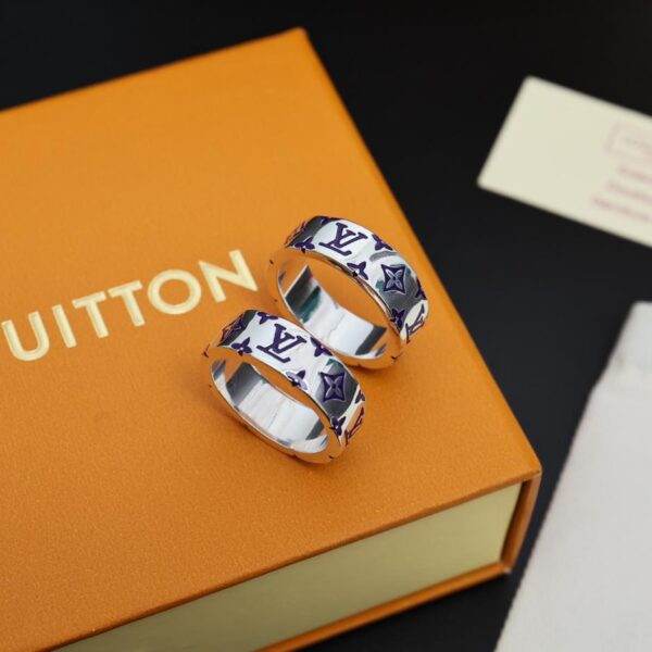 réplica,joyas,joyería,1:1,replica,fake,lujo,barato Louis Vuitton nuevo anillo plateado con estampado de logo talla 6-11 (691E)