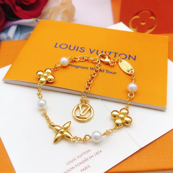 réplica,joyas,joyería,1:1,replica,fake,lujo,barato Louuis Vuitton último diamante en forma de V en oro rosa (651C)