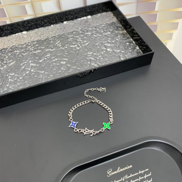 réplica,joyas,joyería,1:1,replica,fake,lujo,barato Anillo con letras para presbicia Louuis Vuitton (0874)
