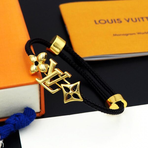 réplica,joyas,joyería,1:1,replica,fake,lujo,barato Louuis Vuitton últimos pendientes círculo redondo luna superficie brillante (54B0)