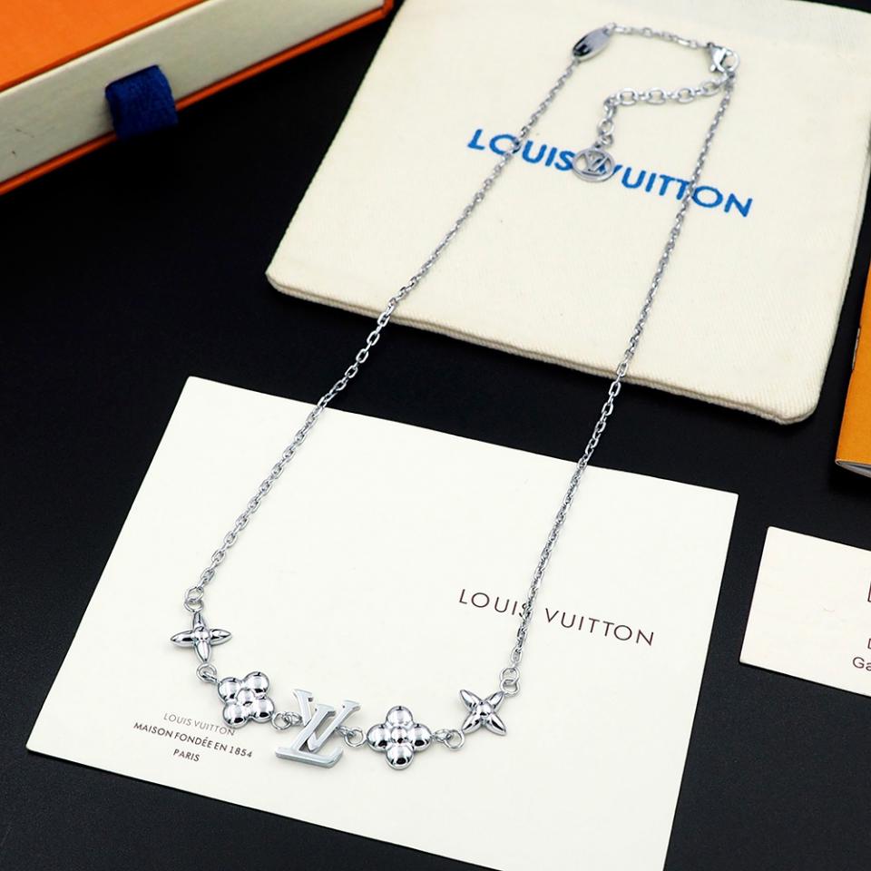 réplica,joyas,joyería,1:1,replica,fake,lujo,barato réplica,joyas,joyería,1:1,replica,fake,lujo,barato Louis Vuitton nueva red de collar Baby Louis (7739)