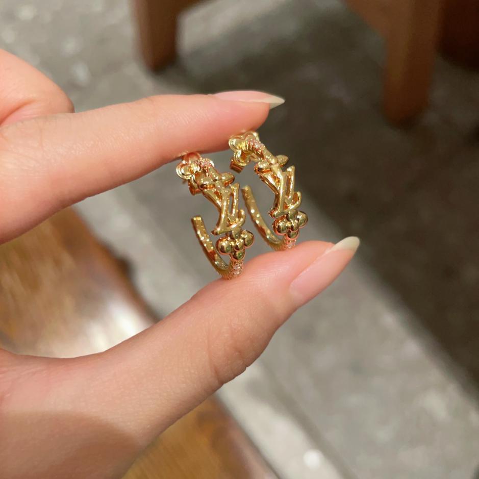 réplica,joyas,joyería,1:1,replica,fake,lujo,barato réplica,joyas,joyería,1:1,replica,fake,lujo,barato Pendientes nuevos de Louis Vuitton (3012)