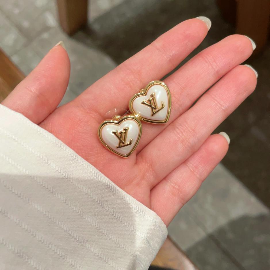 réplica,joyas,joyería,1:1,replica,fake,lujo,barato réplica,joyas,joyería,1:1,replica,fake,lujo,barato Pendientes Louuis Vuitton nuevos (5342)