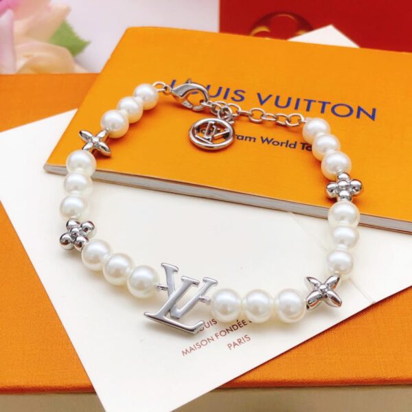 réplica,joyas,joyería,1:1,replica,fake,lujo,barato La última pulsera de perlas de Louuis Vuitton (B2B2)