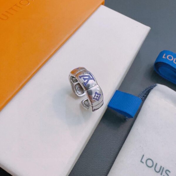 réplica,joyas,joyería,1:1,replica,fake,lujo,barato Pendientes Louis Vuitton RW contador nuevo modelo de pareja de estilo (2FC1)