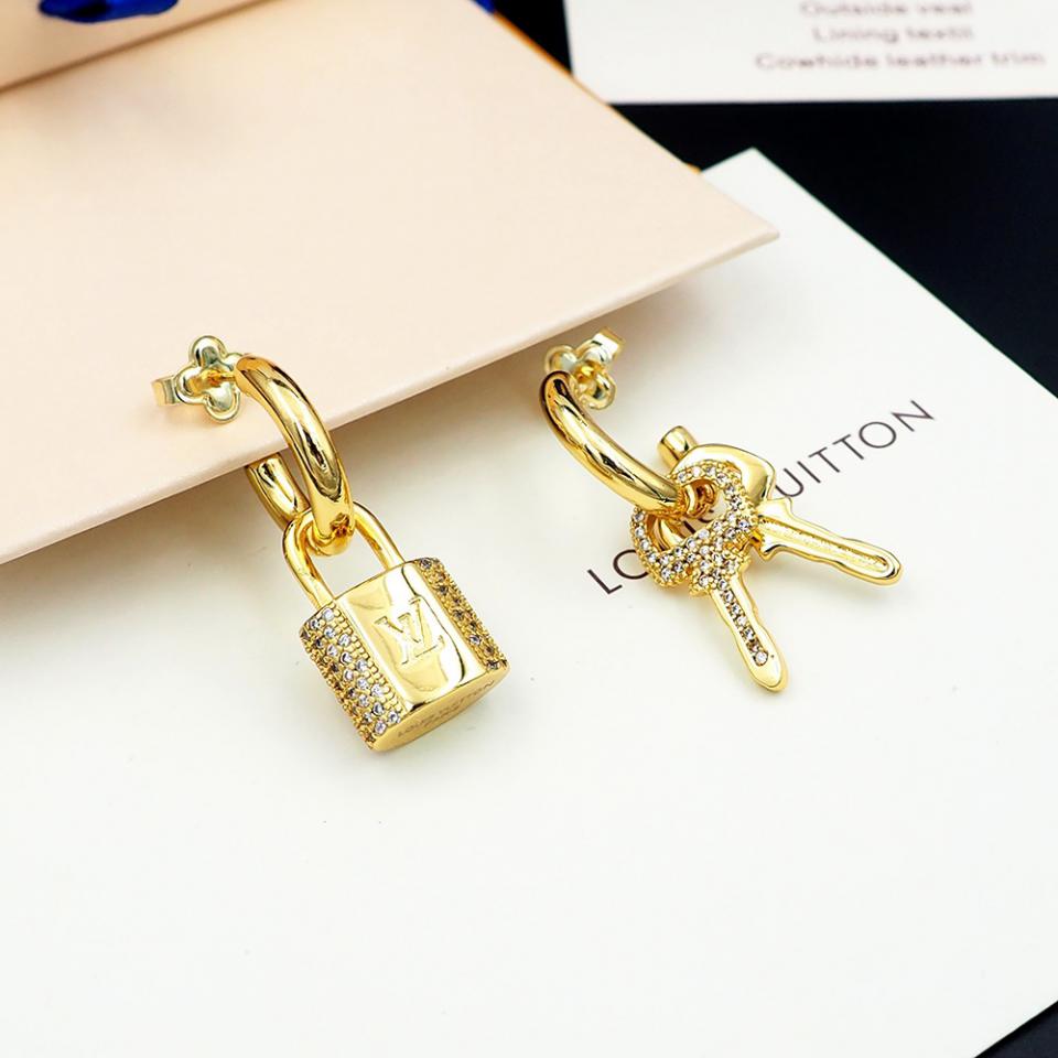 réplica,joyas,joyería,1:1,replica,fake,lujo,barato réplica,joyas,joyería,1:1,replica,fake,lujo,barato Pendientes Louis Vuitton Candado(4448)