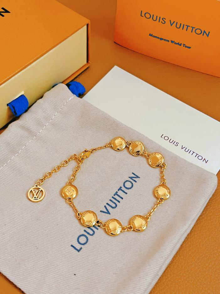 réplica,joyas,joyería,1:1,replica,fake,lujo,barato réplica,joyas,joyería,1:1,replica,fake,lujo,barato Pulsera con tachuelas Louis Vuitton(3D58)