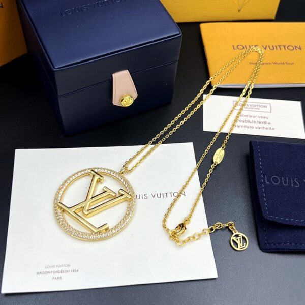 réplica,joyas,joyería,1:1,replica,fake,lujo,barato Collar de aro grande con incrustaciones de cristal y letras de Louuis Vuitton (6F05)