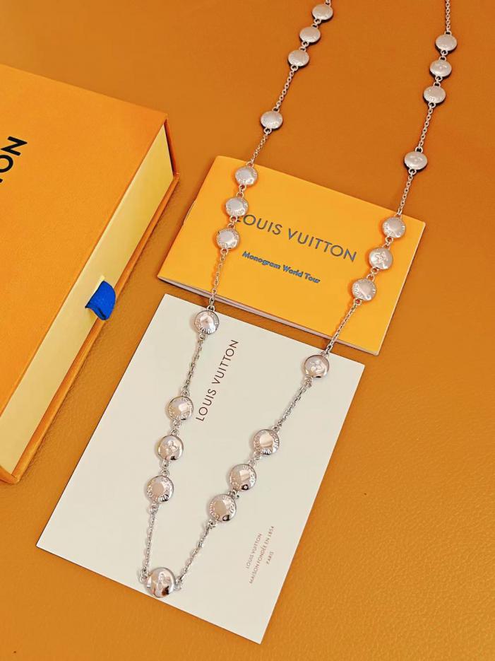réplica,joyas,joyería,1:1,replica,fake,lujo,barato réplica,joyas,joyería,1:1,replica,fake,lujo,barato Collar largo Louuis Vuitton Studs (101C)