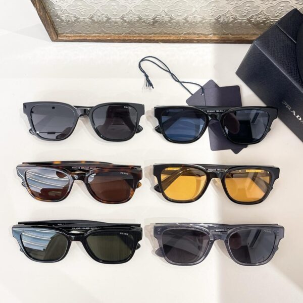réplica,joyas,joyería,1:1,replica,fake,lujo,barato Gafas de sol PRADA de primera calidad original MODELPR A04S