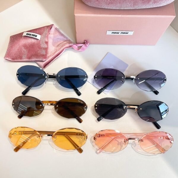 réplica,joyas,joyería,1:1,replica,fake,lujo,barato Gafas de sol MIU MIU de máxima calidad original MODELMU 125AV