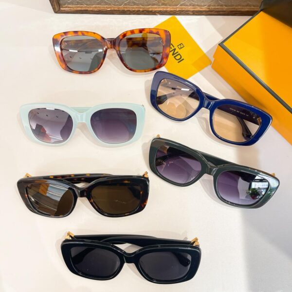 réplica,joyas,joyería,1:1,replica,fake,lujo,barato Gafas de sol FENDI de máxima calidad original MODELO FE40138I