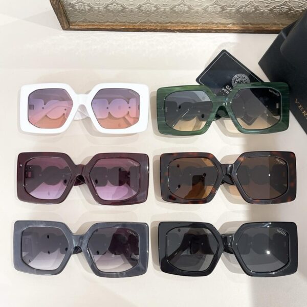 réplica,joyas,joyería,1:1,replica,fake,lujo,barato Gafas de sol CELINE de primera calidad original MODELCL42122U