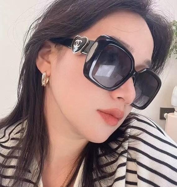 réplica,joyas,joyería,1:1,replica,fake,lujo,barato Gafas de sol DIOR de máxima calidad original MODELO VeryDio S2I