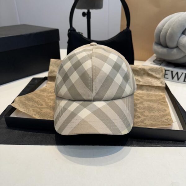 réplica,joyas,joyería,1:1,replica,fake,lujo,barato Gorra de béisbol original de Burberry (24E6)