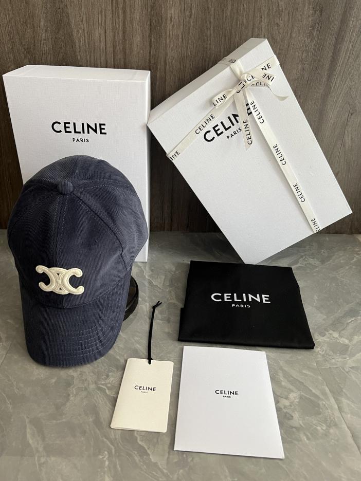 réplica,joyas,joyería,1:1,replica,fake,lujo,barato réplica,joyas,joyería,1:1,replica,fake,lujo,barato Gorra de béisbol personalizada original CELINE hecha de material de pana original Parche con el logo del Arco del Triunfo (972D)
