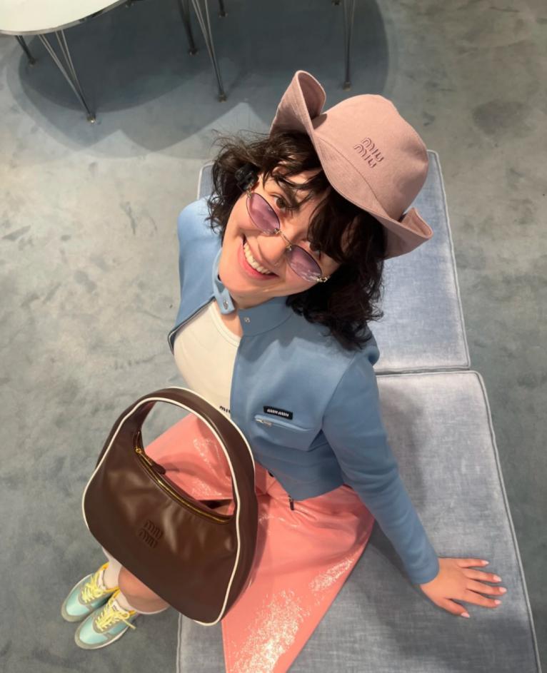 réplica,joyas,joyería,1:1,replica,fake,lujo,barato réplica,joyas,joyería,1:1,replica,fake,lujo,barato Gorro de pescador de lona con mostrador miumiu unisex (373B)