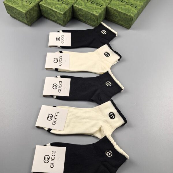 réplica,joyas,joyería,1:1,replica,fake,lujo,barato Contador personalizado de alta gama GUCCI, lo último en algodón puro, buena calidad, 5 pares en una caja (719B)