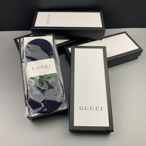 réplica,joyas,joyería,1:1,replica,fake,lujo,barato Nuevos calcetines invisibles de verano GUCCI, calidad de algodón puro, cómodos y transpirables, mejora con pegamento caliente en el talón para evitar que se caigan, 5 pares en una caja (7835)