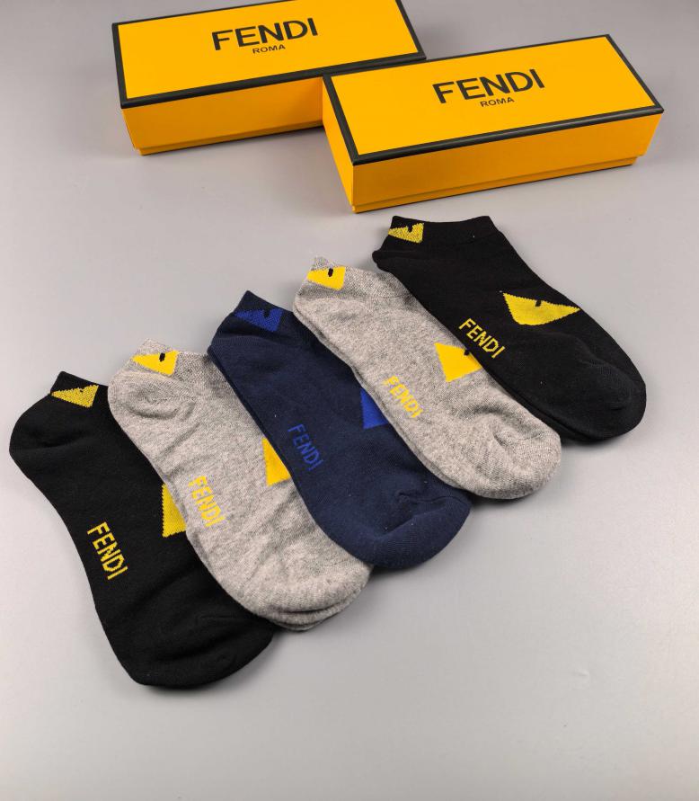 réplica,joyas,joyería,1:1,replica,fake,lujo,barato réplica,joyas,joyería,1:1,replica,fake,lujo,barato Calcetines Fendi, versátiles, antibacterianos, absorbentes del sudor y desodorantes, cinco pares en caja (16BC)
