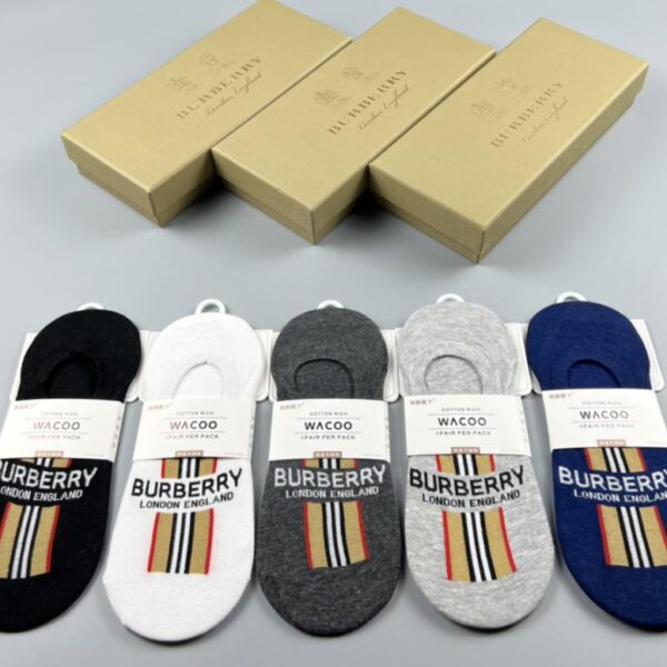 réplica,joyas,joyería,1:1,replica,fake,lujo,barato Nuevos calcetines invisibles de verano de Burberry, calidad de algodón puro, densidad de 200 agujas, fuerte absorción del sudor, 5 pares en una caja (5FD5)