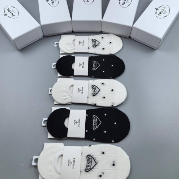 réplica,joyas,joyería,1:1,replica,fake,lujo,barato Uno de los nuevos productos más vendidos de PRADA es el algodón peinado calidad 5 pares en caja (CBD8)