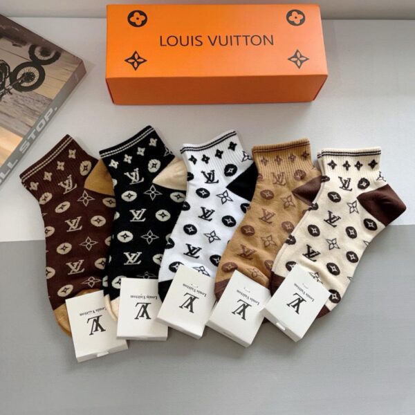 réplica,joyas,joyería,1:1,replica,fake,lujo,barato Viene con empaque (5 pares en caja) Calcetines hasta la pantorrilla FENDI letra doble F, tejido de puro algodón, suaves, transpirables, modernos y versátiles (36D7)
